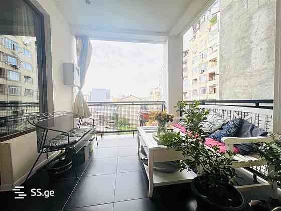 Продам 4-комн. квартиру 110м² 4/8 эт. Тбилиси