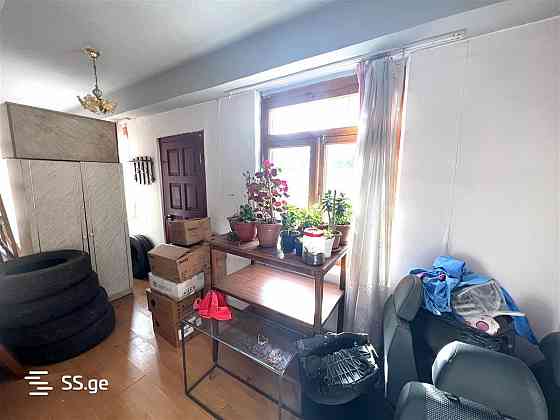 Продам 4-комн. квартиру 125м² 1/9 эт. Тбилиси