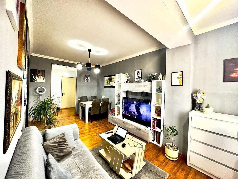 Продам 2-комн. квартиру 49м² 12/14 эт. Тбилиси - изображение 2