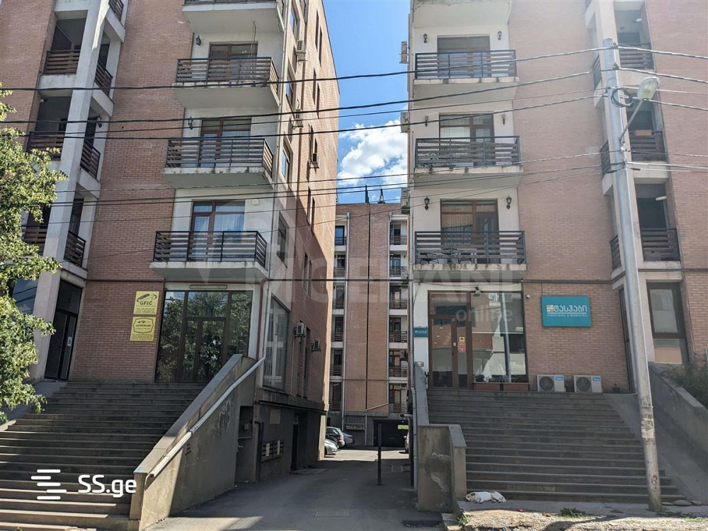 Сдам 4-комн. квартиру 150м² 5/5 эт. Тбилиси - изображение 3