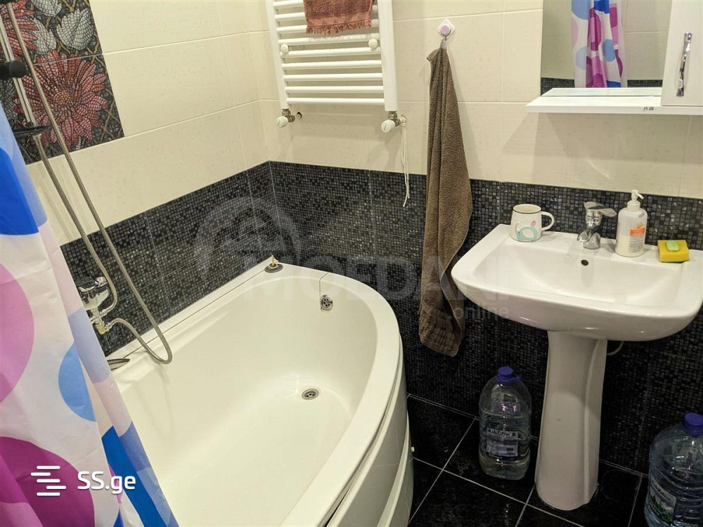 Сдам 4-комн. квартиру 150м² 5/5 эт. Тбилиси - изображение 5