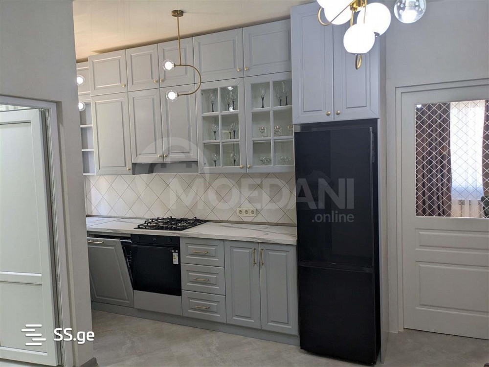 Сдам 4-комн. квартиру 115м² 2/2 эт. Тбилиси - изображение 1