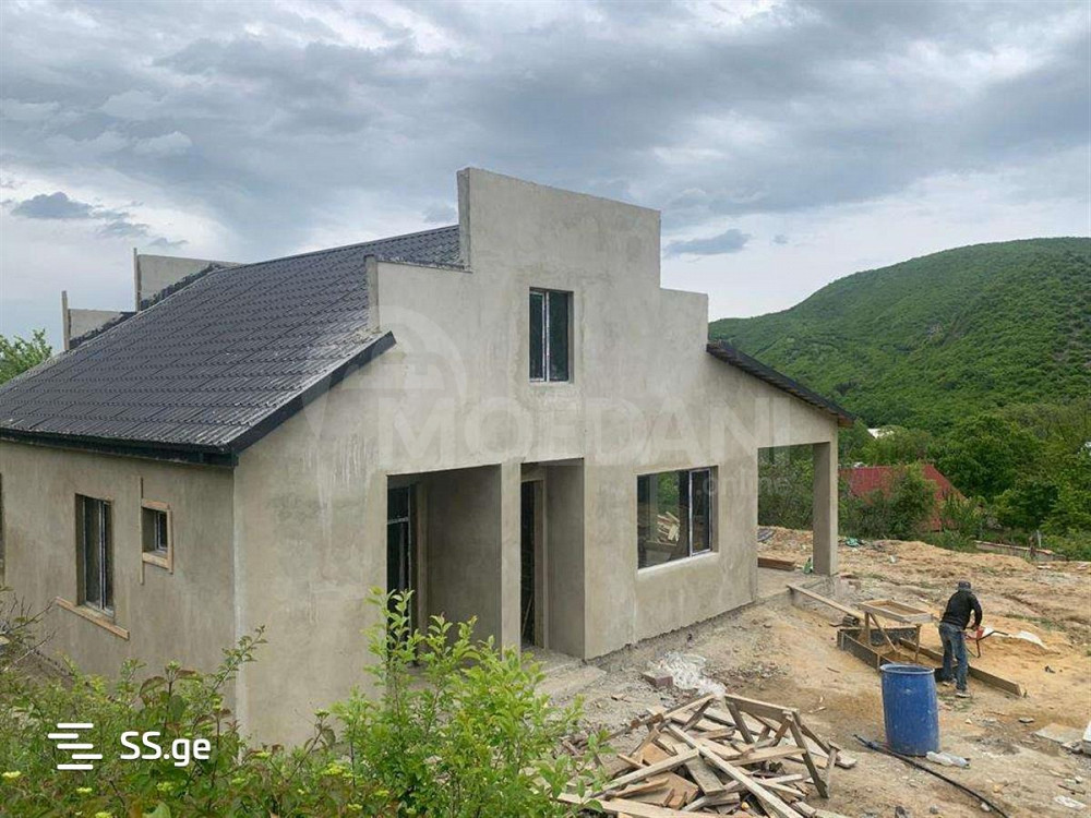 House for sale 800м² Tbilisi - photo 1