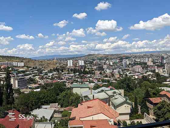 ქირავდება 3 ოთახიანი ბინა 100მ² 8/10 სართ თბილისი