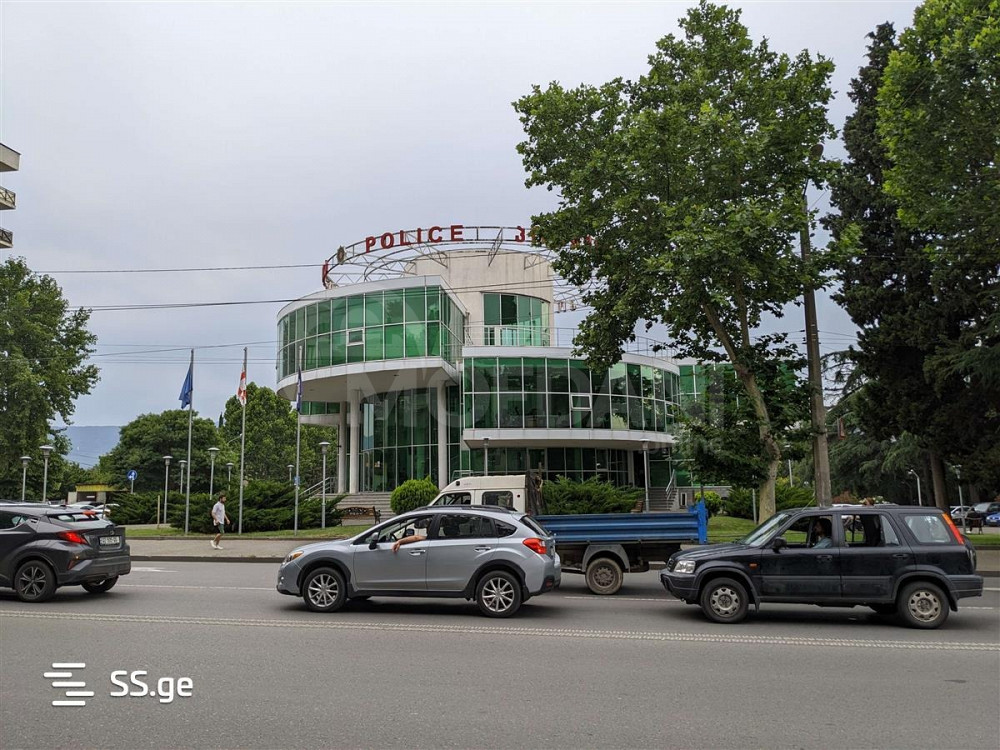 ქირავდება 2 ოთახიანი ბინა 60მ² 4/5 სართ თბილისი - photo 7