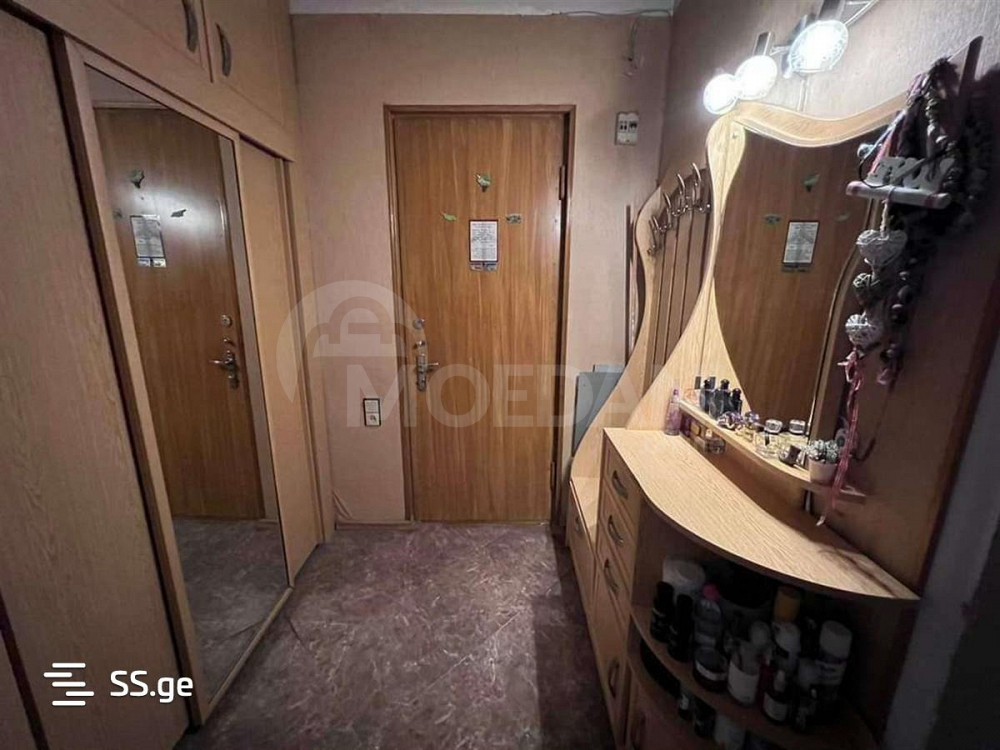 Сдам 4-комн. квартиру 75м² 4/9 эт. Тбилиси - изображение 3