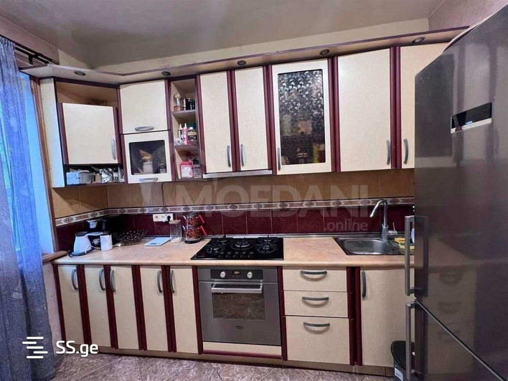 Сдам 4-комн. квартиру 75м² 4/9 эт. Тбилиси - изображение 2