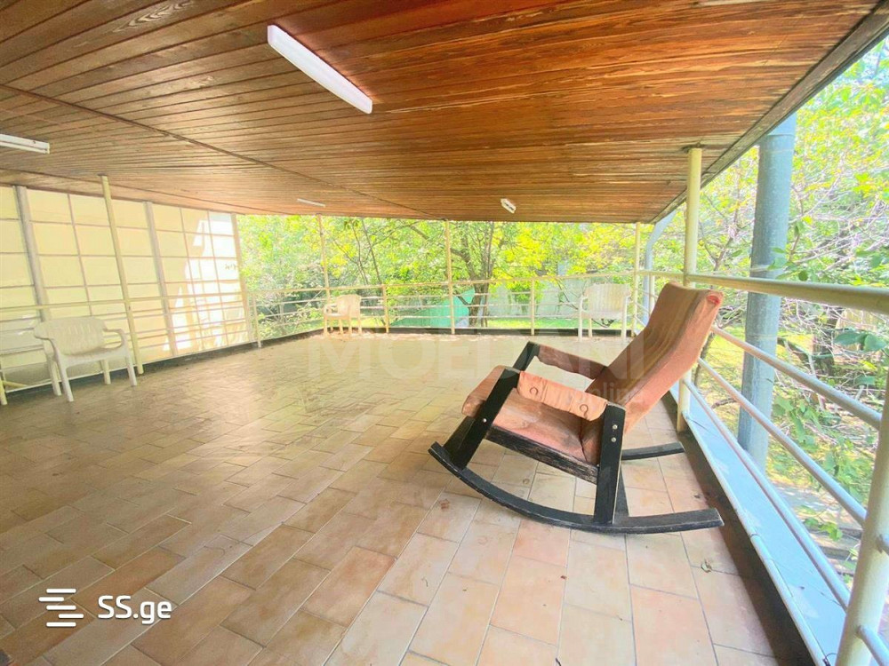 House for sale 670м² Tbilisi - photo 1