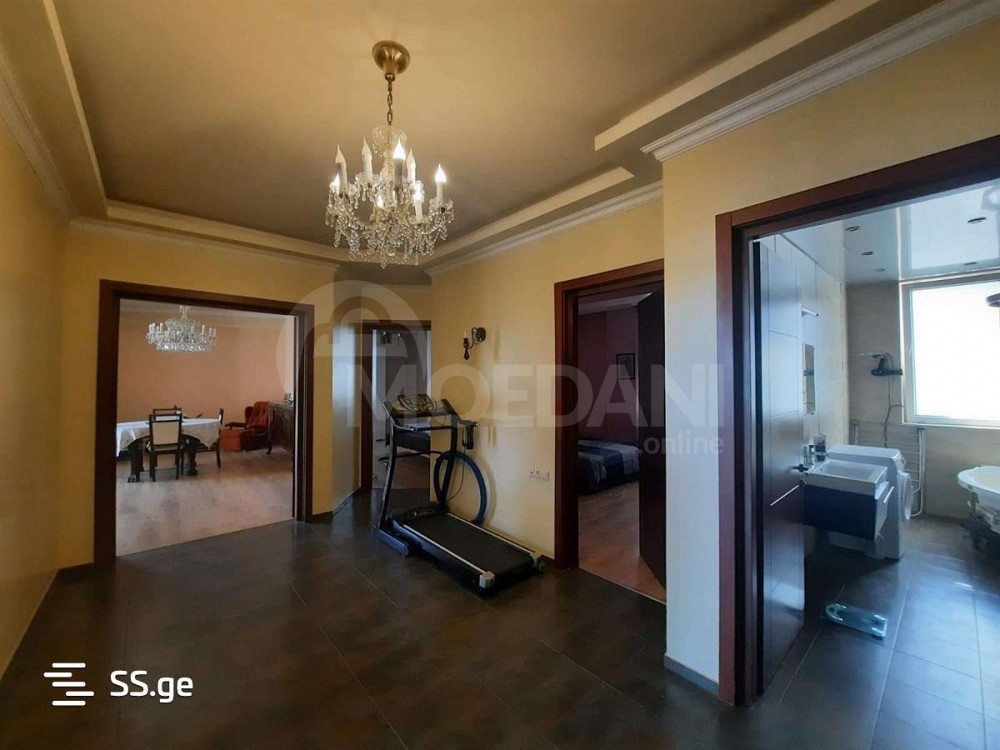 Продам 3-комн. квартиру 135м² 9/9 эт. Тбилиси - изображение 2