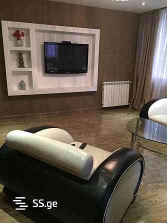 Продам 5-комн. квартиру 180м² 1/8 эт. Тбилиси