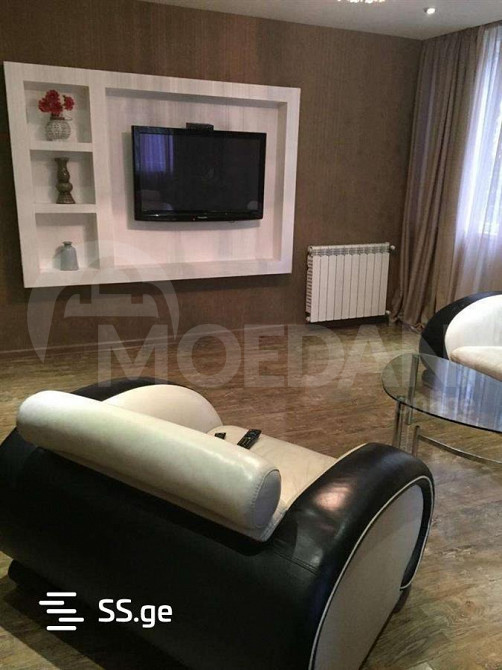 Продам 5-комн. квартиру 180м² 1/8 эт. Тбилиси - изображение 2