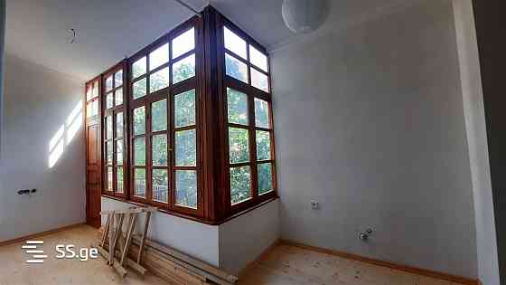 Продам 4-комн. квартиру 170м² 2/4 эт. Тбилиси