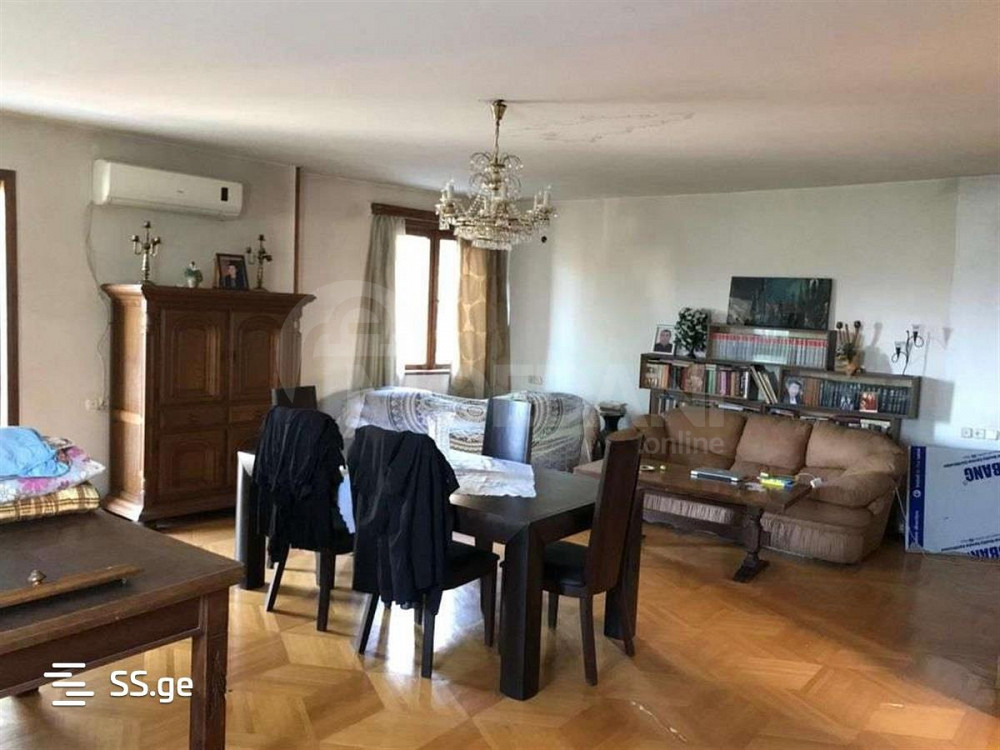 House for sale 485м² Tbilisi - photo 1