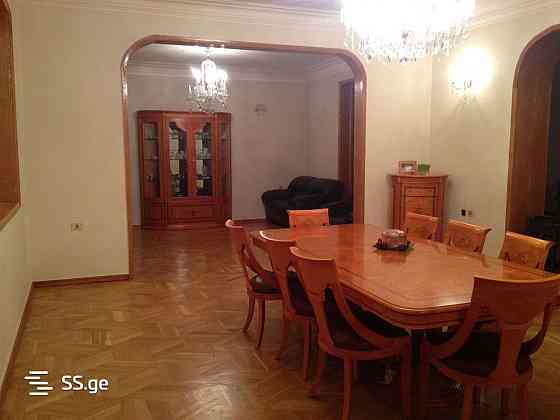 Продам 5-комн. квартиру 200м² 5/5 эт. Тбилиси