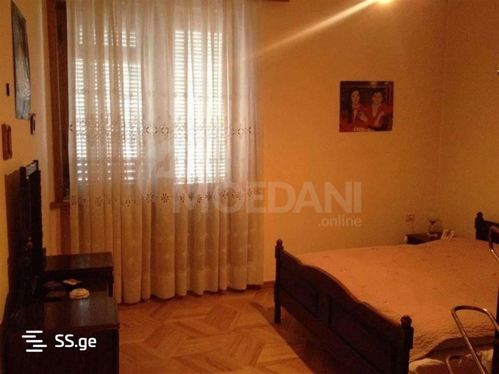 Продам 5-комн. квартиру 200м² 5/5 эт. Тбилиси - изображение 3