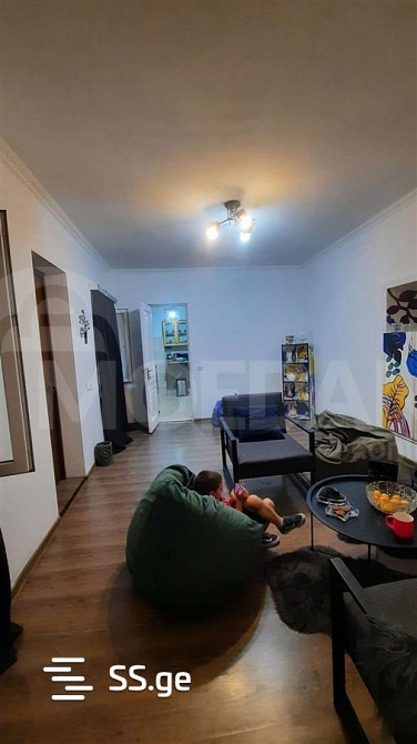 Продам 2-комн. квартиру 45м² 3/3 эт. Тбилиси - изображение 2