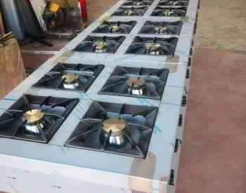 Four and six-burner stoves are restaurant units. Tbilisi