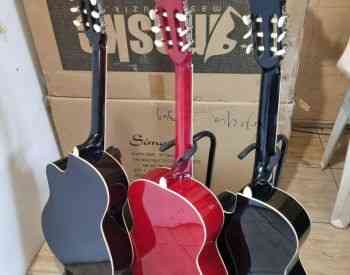 Leandro classical guitar Tbilisi