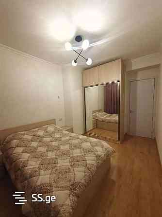 ქირავდება 2 ოთახიანი ბინა 55მ² 13/16 სართ თბილისი