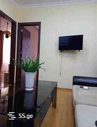 ქირავდება 3 ოთახიანი ბინა 85მ² 4/12 სართ თბილისი