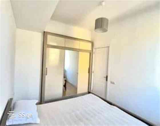 ქირავდება 2 ოთახიანი ბინა 78მ² 5/7 სართ თბილისი