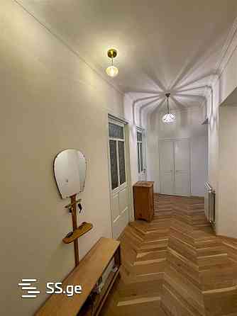 ქირავდება 3 ოთახიანი ბინა 120მ² 3/5 სართ თბილისი