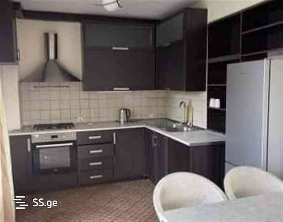 ქირავდება 3 ოთახიანი ბინა 120მ² 7/8 სართ თბილისი