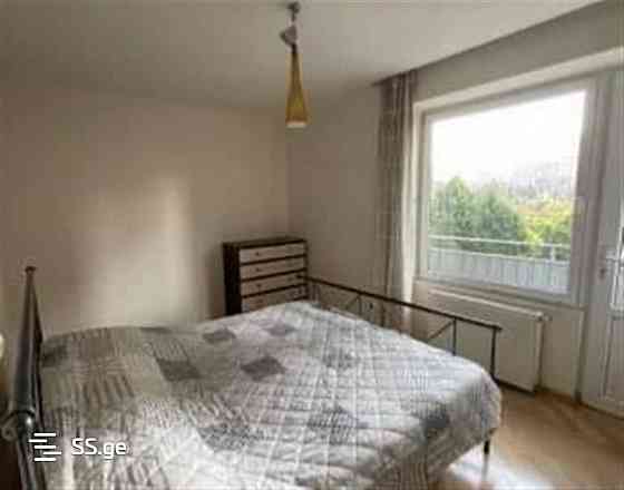 ქირავდება 3 ოთახიანი ბინა 120მ² 7/8 სართ თბილისი