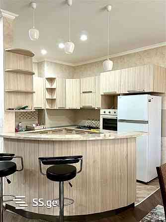 ქირავდება 3 ოთახიანი ბინა 110მ² 4/12 სართ თბილისი