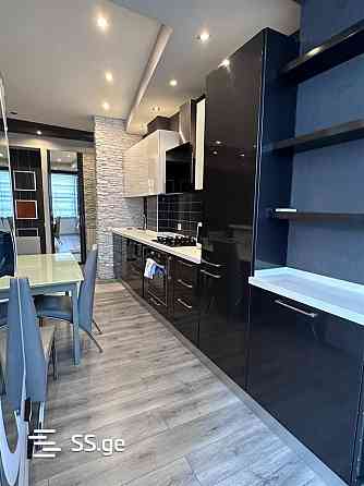 ქირავდება 3 ოთახიანი ბინა 80მ² 6/15 სართ თბილისი