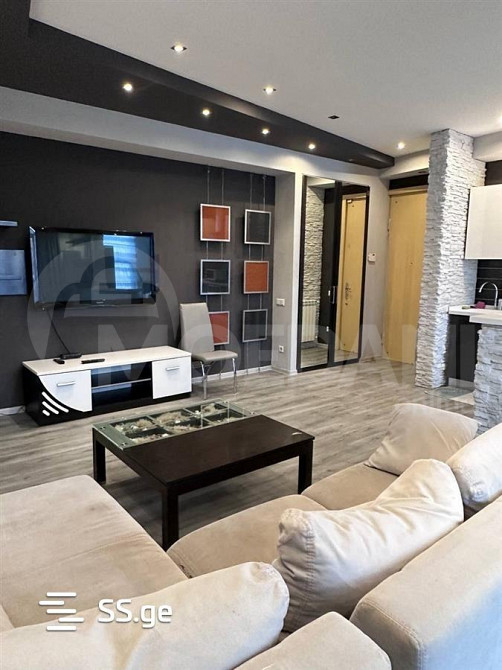 ქირავდება 3 ოთახიანი ბინა 80მ² 6/15 სართ თბილისი - photo 1