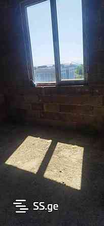 იყიდება 4 ოთახიანი ბინას 89მ² 5/6 სართ თბილისი