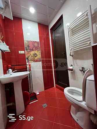 ქირავდება 3 ოთახიანი ბინა 45მ² 1/2 სართ თბილისი