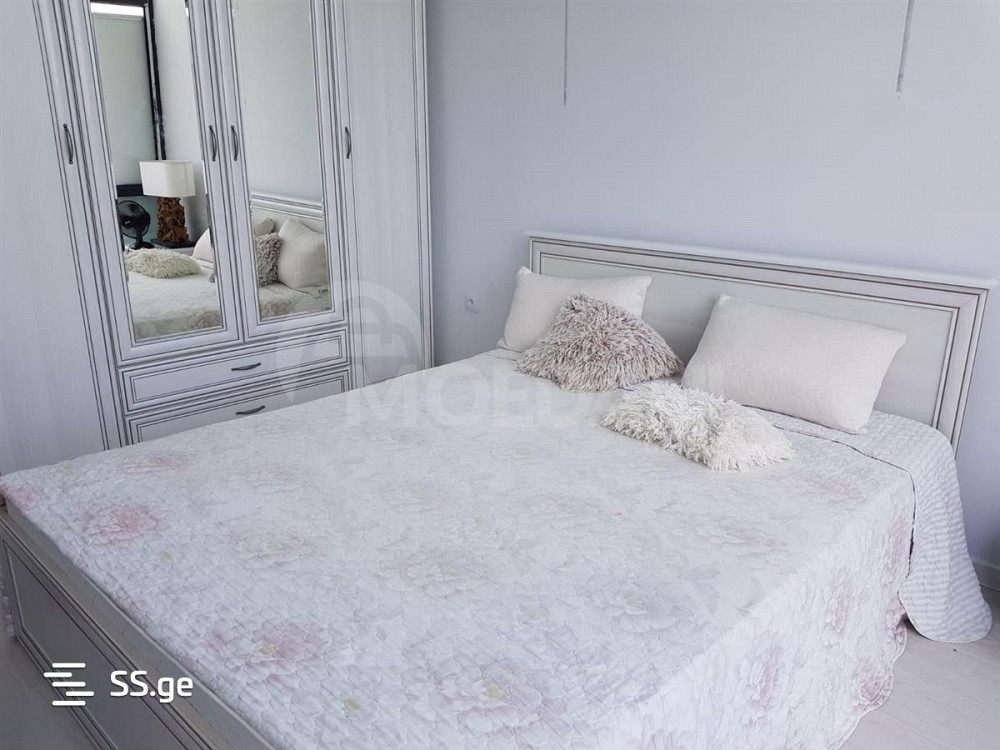 იყიდება 2 ოთახიანი ბინას 72მ² 21/21 სართ თბილისი - photo 2