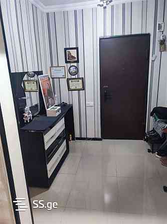 იყიდება 4 ოთახიანი ბინას 80მ² 4/9 სართ თბილისი