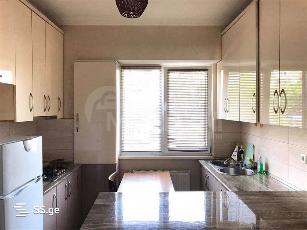 იყიდება 2 ოთახიანი ბინას 65მ² 1/8 სართ თბილისი - photo 3