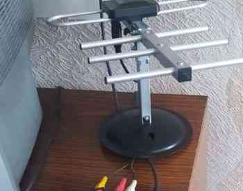 Телевизор с антенной и ресивером Тбилиси