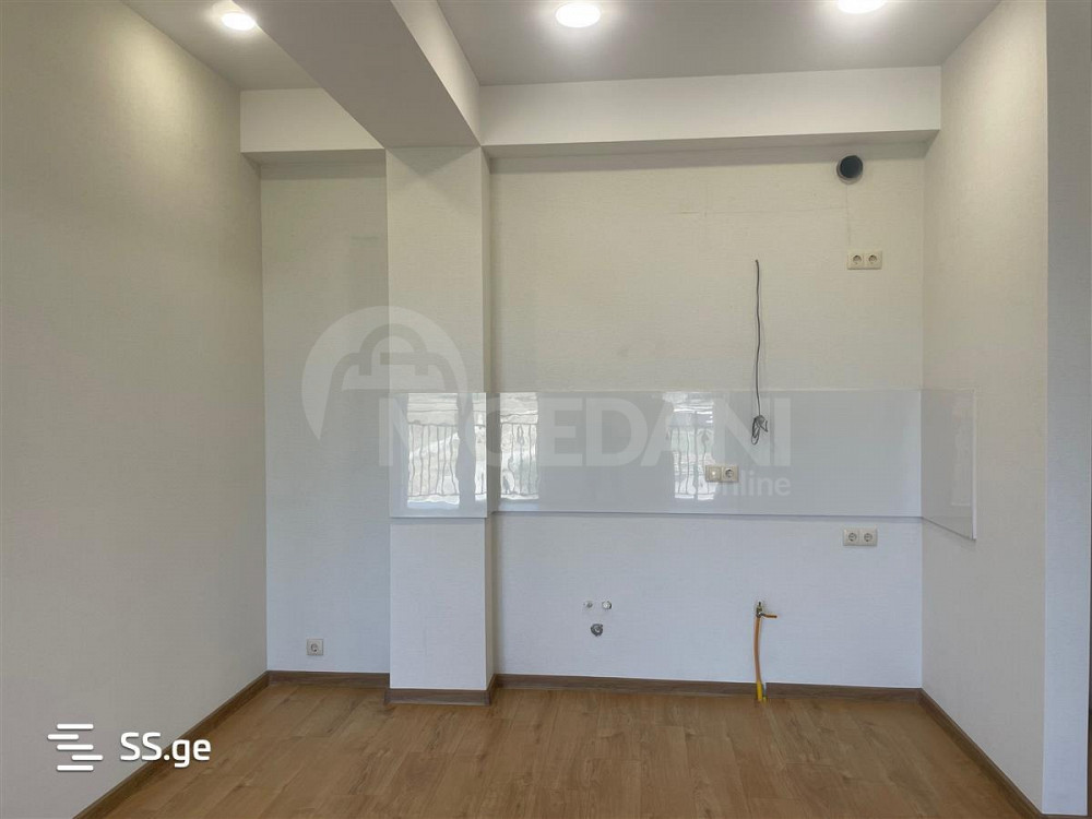 იყიდება 4 ოთახიანი ბინას 86.5მ² 7/9 სართ თბილისი - photo 2