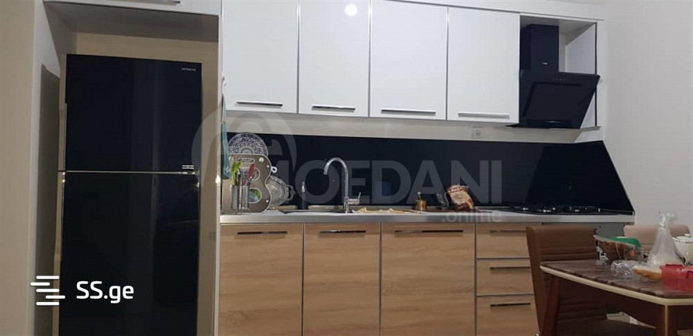 იყიდება 3 ოთახიანი ბინას 60მ² 6/9 სართ თბილისი - photo 1