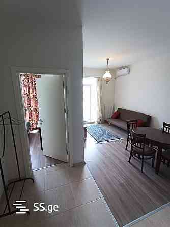 ქირავდება 2 ოთახიანი ბინა 41მ² 10/22 სართ თბილისი