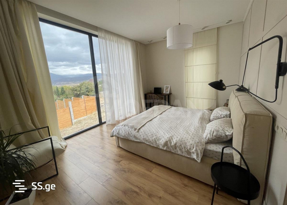 House for sale 1000м² Tbilisi - photo 1