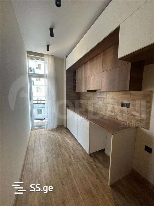 იყიდება 3 ოთახიანი ბინას 70მ² 23/26 სართ თბილისი - photo 1