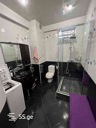 ქირავდება 3 ოთახიანი ბინა 120მ² 3/10 სართ თბილისი