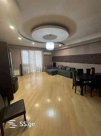 ქირავდება 3 ოთახიანი ბინა 120მ² 3/10 სართ თბილისი