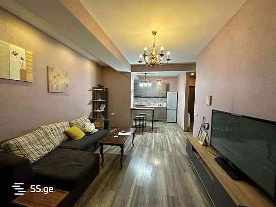 ქირავდება 3 ოთახიანი ბინა 80მ² 11/13 სართ თბილისი