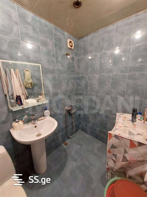 იყიდება 2 ოთახიანი ბინას 61მ² 8/8 სართ თბილისი - photo 8