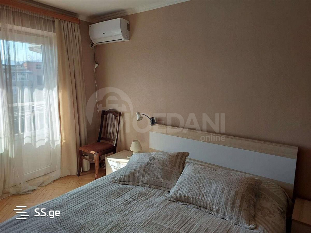 იყიდება 2 ოთახიანი ბინას 61მ² 8/8 სართ თბილისი - photo 1