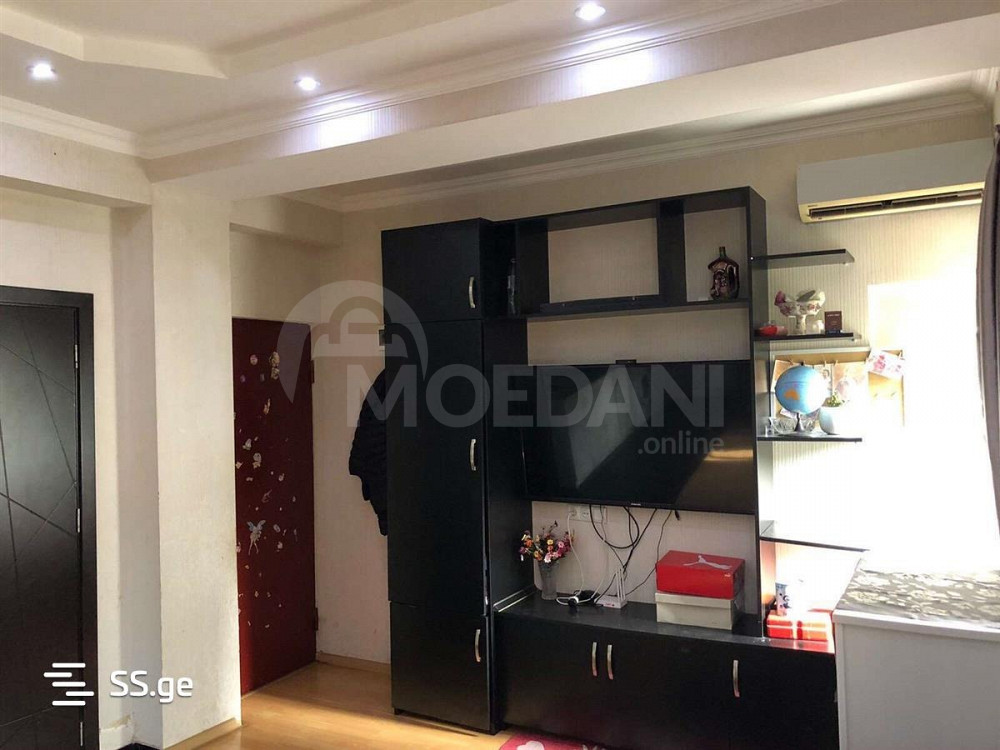 იყიდება 2 ოთახიანი ბინას 40მ² 2/5 სართ თბილისი - photo 3