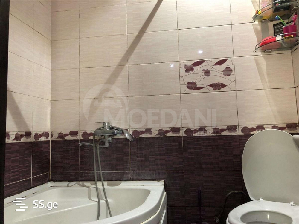 იყიდება 2 ოთახიანი ბინას 40მ² 2/5 სართ თბილისი - photo 5