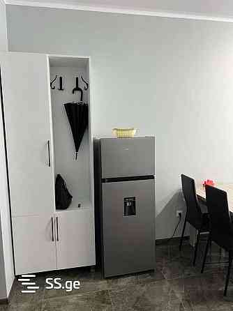 ქირავდება 2 ოთახიანი ბინა 40მ² 23/25 სართ თბილისი